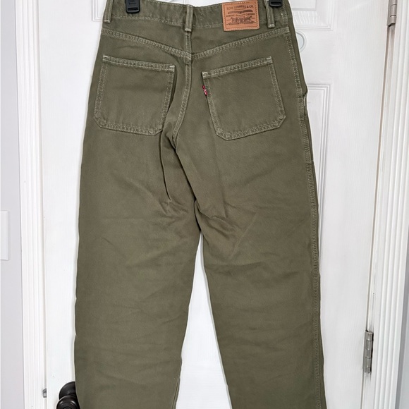 Levi's Baggy Dad Jeans in Olive - Picture 6 of 6